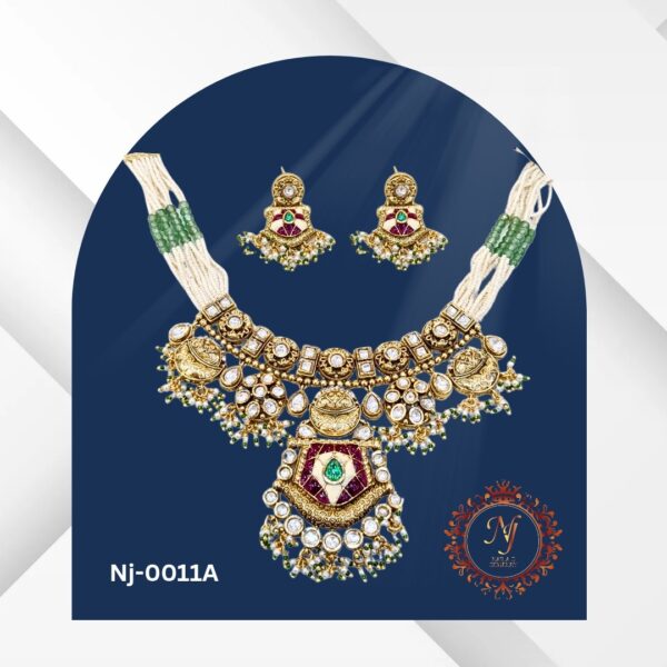 Kundan Necklace Set