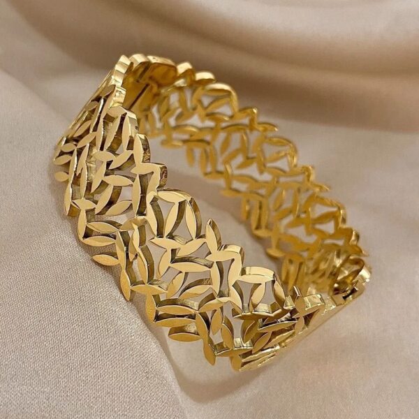 Cutwork Bangle